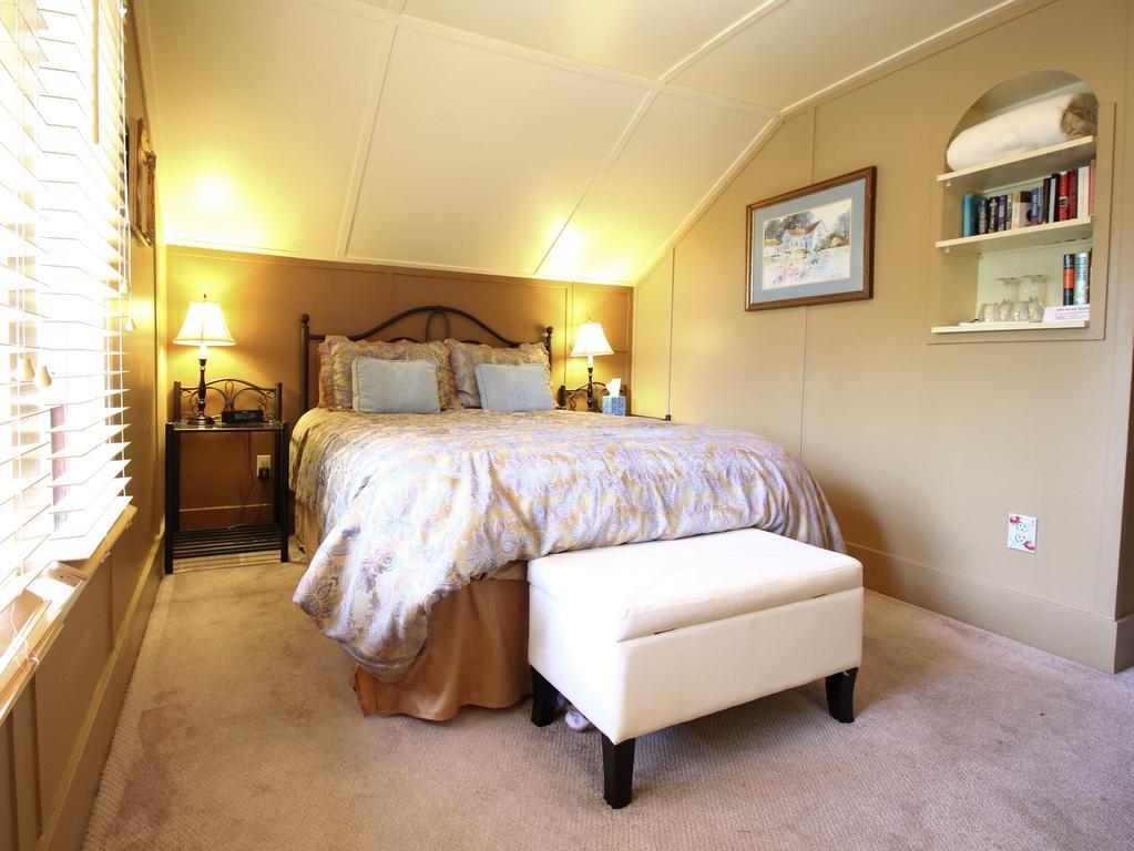 Argyle House Bed And Breakfast Friday Harbor Room photo